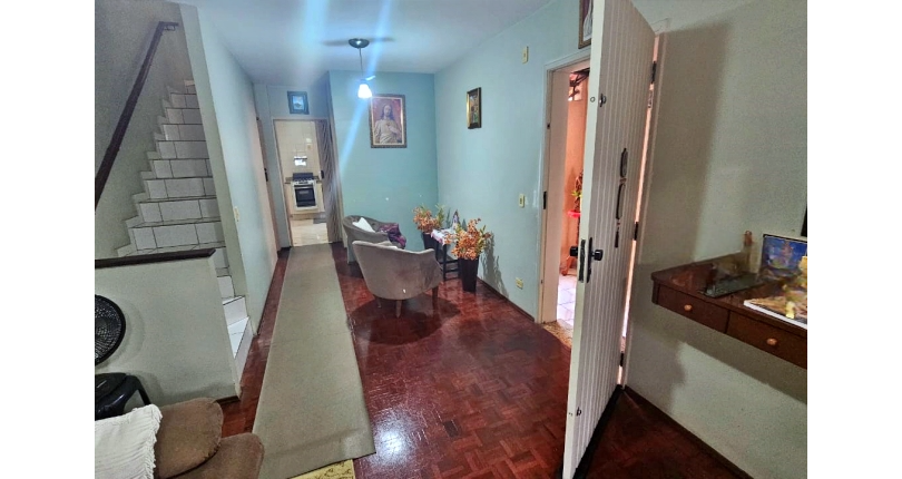 Sobrado à venda no Bairro do Conjunto Residencial Vista Verde na Rua Desembargador Vicente Sabino Júnior,