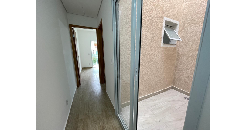 Sobrado novo à venda no Bairro do Jardim Santo Elias na Rua Wilson Crisnel de Almeida 112