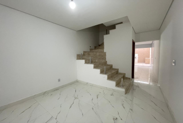 Belo Sobrado novo à venda no Bairro do Jardim Santo Elias na Rua Wilson Crisnel de Almeida 114,