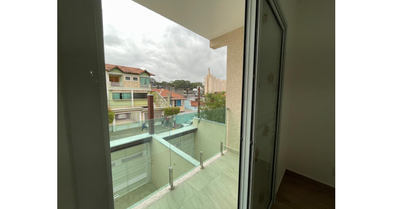 Belo Sobrado novo à venda no Bairro do Jardim Santo Elias na Rua Wilson Crisnel de Almeida 114,