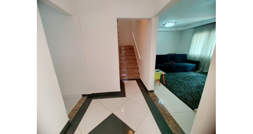 Sobrado à venda Rua General Alencastro Guimarães, Vila Fiat Lux - Imóveis à Venda