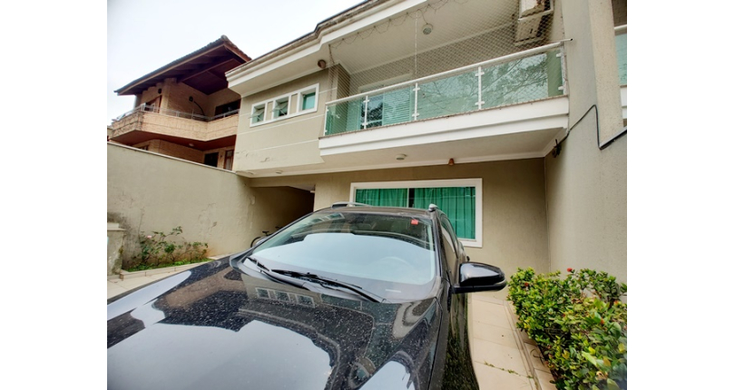 Sobrado à venda Rua General Alencastro Guimarães, Vila Fiat Lux - Imóveis à Venda