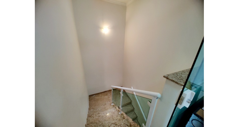 Sobrado à venda Rua General Alencastro Guimarães, Vila Fiat Lux - Imóveis à Venda