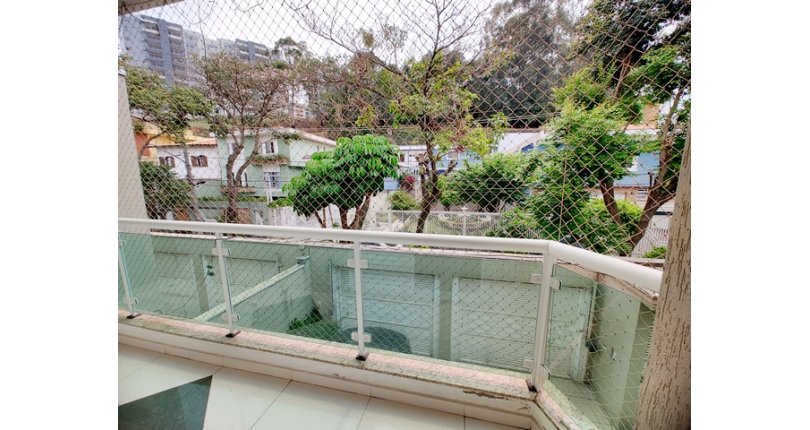 Sobrado à venda Rua General Alencastro Guimarães, Vila Fiat Lux - Imóveis à Venda