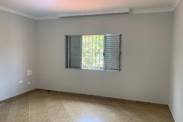 Sobrado à venda no Bairro do Parque São Domingos na Rua Luís Filgueira Souto