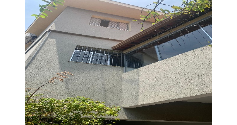 Sobrado à venda no Bairro do Parque São Domingos na Rua Luís Filgueira Souto