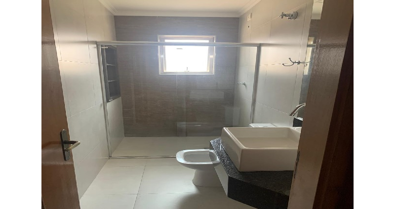 Sobrado à venda no Bairro do Parque São Domingos na Rua Luís Filgueira Souto