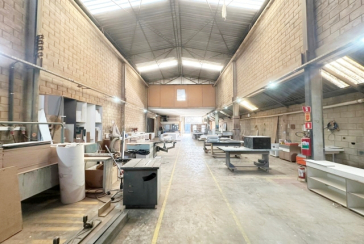 Galpão à venda em Osasco no Bairro Presidente Altino na Rua Armênia,