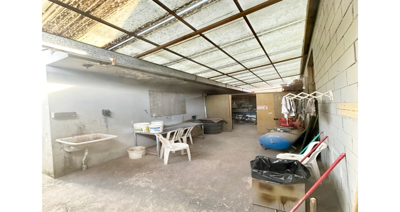 Galpão à venda em Osasco no Bairro Presidente Altino na Rua Armênia,