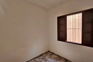 Casa à venda no Bairro da Vila Pirituba  na Avenida Paula Ferreira