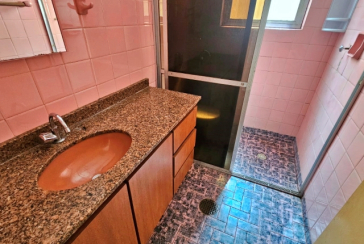 Casa à venda no Bairro da Vila Pirituba  na Avenida Paula Ferreira