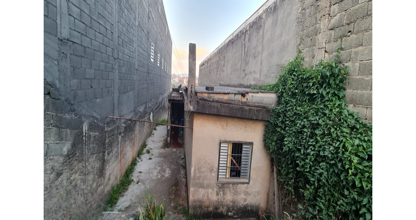 Terreno à venda no Bairro do Jaraguá na Rua Fazenda Monte Alegre