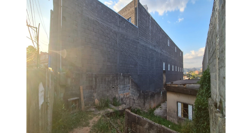 Terreno à venda no Bairro do Jaraguá na Rua Fazenda Monte Alegre