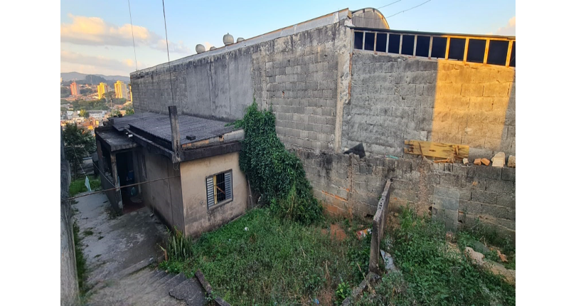 Terreno à venda no Bairro do Jaraguá na Rua Fazenda Monte Alegre