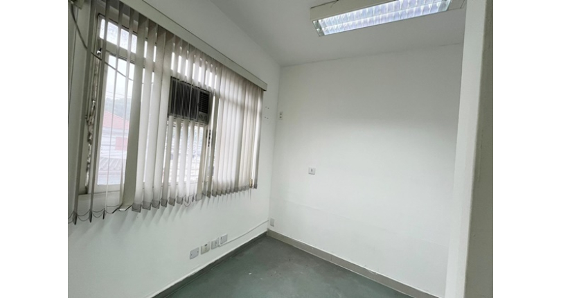  Imóvel Comercial à venda no Bairro da Vila Jaguara na Avenida Cândido Portinari,