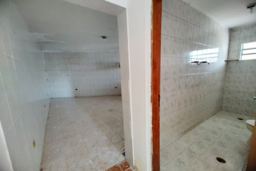 Casa à venda no Bairro da Vila Comercial na Rua Banabuiú,