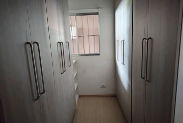 Casa à venda no Bairro da Vila Comercial na Rua Banabuiú,