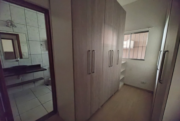 Casa à venda no Bairro da Vila Comercial na Rua Banabuiú,