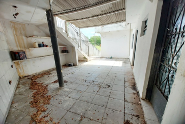 Casa à venda no Bairro da Vila Comercial na Rua Banabuiú,