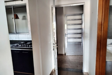 Casa à venda no Bairro da Vila Comercial na Rua Banabuiú,