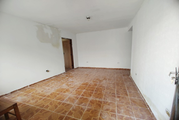 Casa à venda no Bairro da Vila Comercial na Rua Banabuiú,