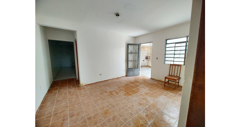 Casa à venda no Bairro da Vila Comercial na Rua Banabuiú,