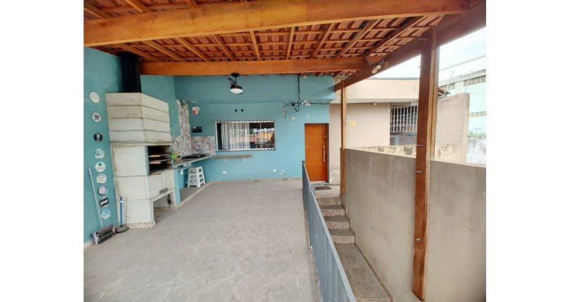 Casa à venda no Bairro da Vila Comercial na Rua Banabuiú,