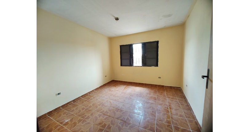 Casa à venda no Bairro da Vila Comercial na Rua Banabuiú,