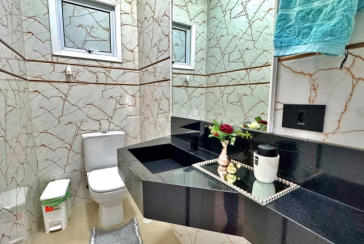 Sobrado à venda em Santana de Parnaíba no Bairro do Alphaville na Alameda dos Ciclames,