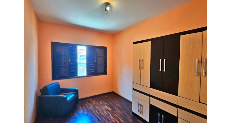 Oportunidade!!! Sobrado à venda no Bairro da Vila Mangalot na Rua José Barreto dos Santos,