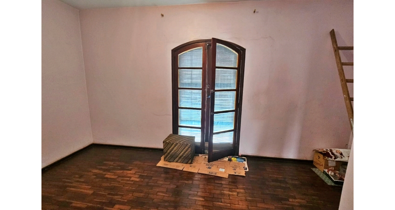 Oportunidade!!! Sobrado à venda no Bairro da Vila Mangalot na Rua José Barreto dos Santos,