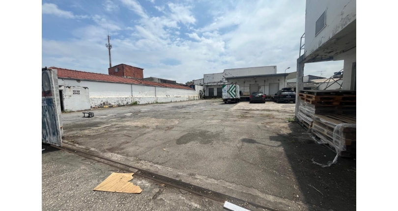 Galpão à venda no Bairro da Vila Anastácio na Rua Conselheiro Ribas, 