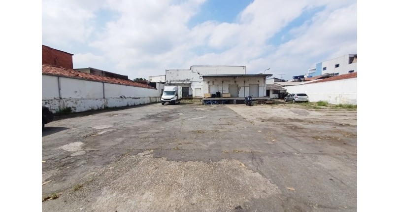 Galpão à venda no Bairro da Vila Anastácio na Rua Conselheiro Ribas, 