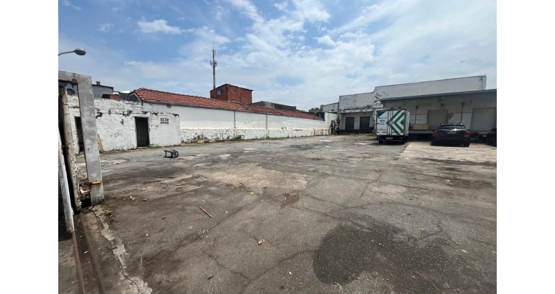 Galpão à venda no Bairro da Vila Anastácio na Rua Conselheiro Ribas, 