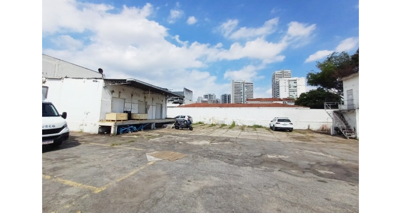 Galpão à venda no Bairro da Vila Anastácio na Rua Conselheiro Ribas, 