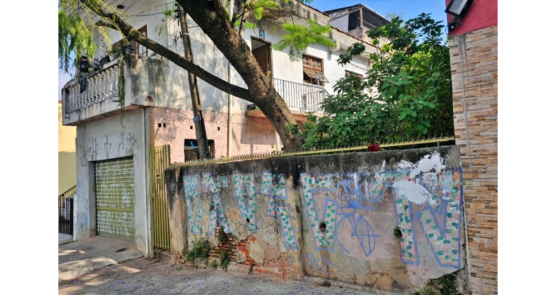 Casa à venda no Bairro do Jardim Santo Elias na Rua Pedro de Lucena Pereira