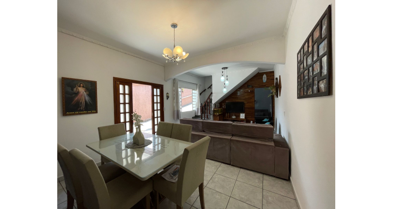 Casa à venda no Bairro do Jaraguá na Rua Capitão Bernardes Rangel,