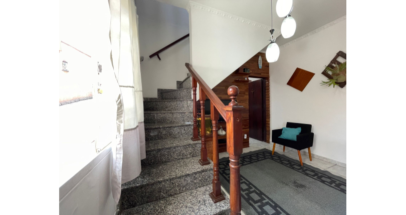 Casa à venda no Bairro do Jaraguá na Rua Capitão Bernardes Rangel,