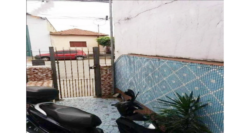 Casa à venda no Bairro da Vila Anastácio na Rua Botocudos, 