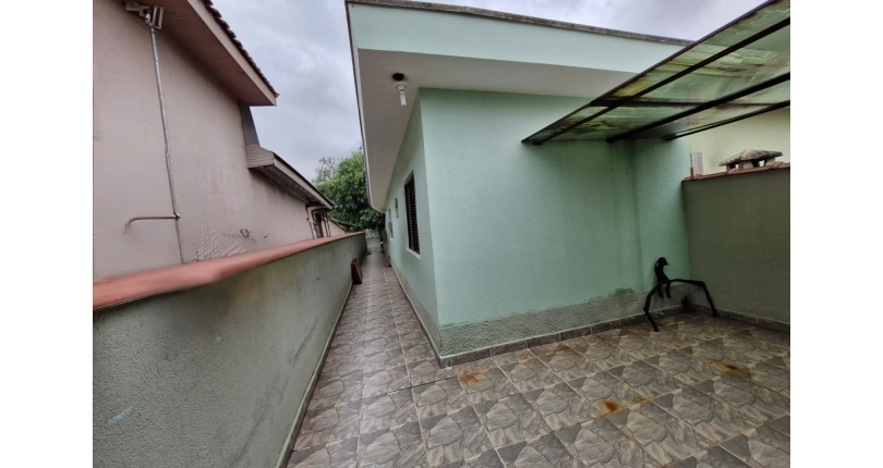 Oportunidade !!! Casa térrea à venda no Bairro do Jardim Regina na Rua Benedito Lacerda