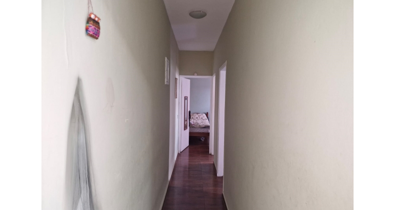 Oportunidade !!! Casa térrea à venda no Bairro do Jardim Regina na Rua Benedito Lacerda