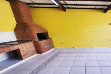 Belo Sobrado à venda no Bairro do Conjunto Residencial Vista Verde na Rua Desembargador Lauro de Souza Alvesza Alves