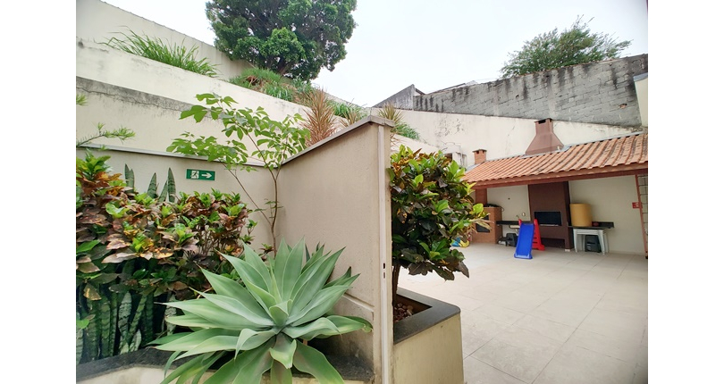  Sobrado à venda na Vila Boaçava na Rua Jurubim 335, no Condomínio Residencial Colibri, 