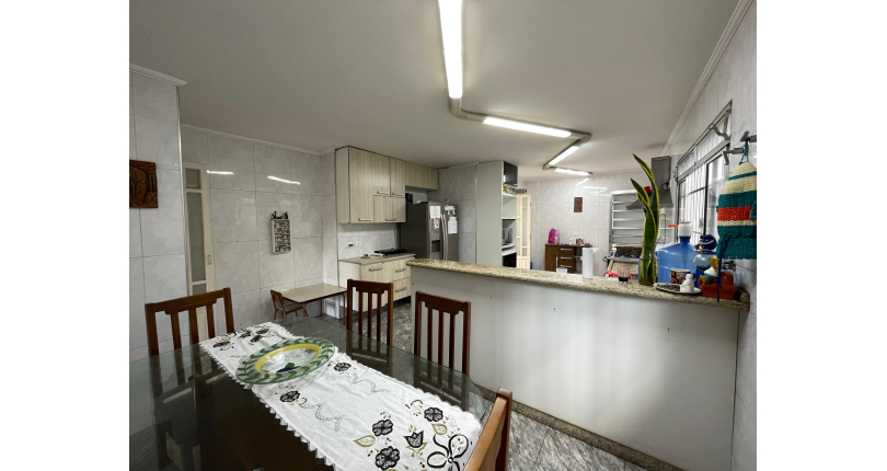 Casa térrea à venda no Bairro da Vila Clarice na Rua Major Alfredo Romão