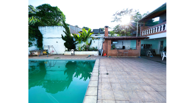 Casa térrea à venda no Bairro da Vila Clarice na Rua Major Alfredo Romão