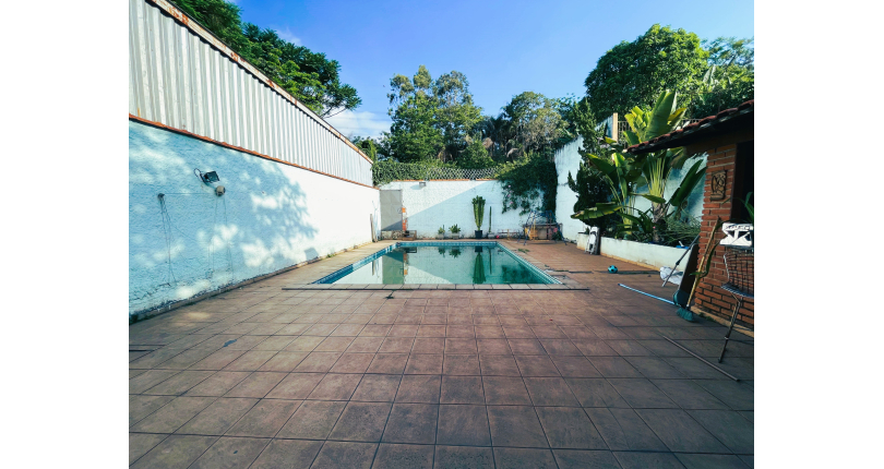Casa térrea à venda no Bairro da Vila Clarice na Rua Major Alfredo Romão