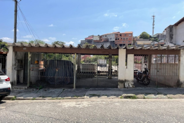Terreno à venda no Bairro do Jardim Bandeirantes (Zona Norte) na Rua Engenheiro Dolabela,