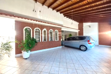 Bela Casa à venda no Bairro do City América na Avenida do Anastácio,