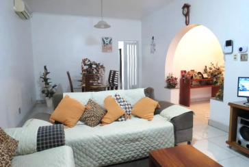 Bela Casa à venda no Bairro do City América na Avenida do Anastácio,