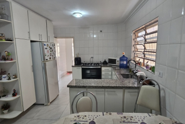 Sobrado à venda no Bairro do Conjunto Residencial Vista Verde na Rua Doutor Fernando de Oliveira Simões